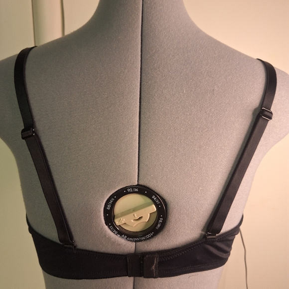 Victoria Secret PINK Black T-Shirt Bra W/Graphic Design 34 D - Picture 3 of 3